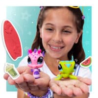 00705_LittlestPetShop_Lifestyle_BeachBites